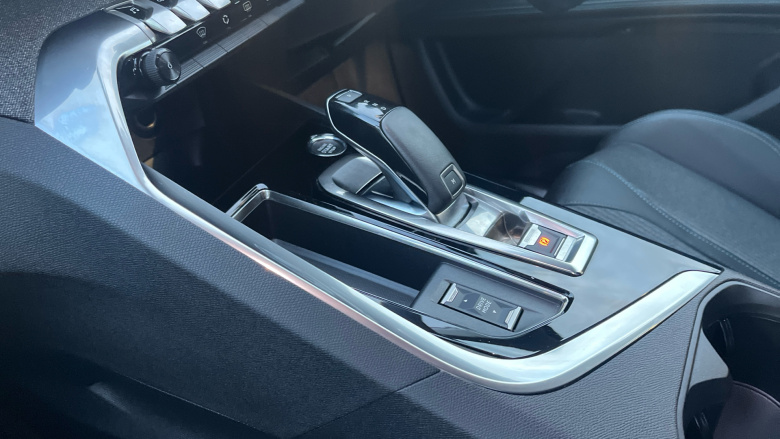 Peugeot 5008 1.5 BlueHDi Allure Premium+ 5dr EAT8 Diesel Estate